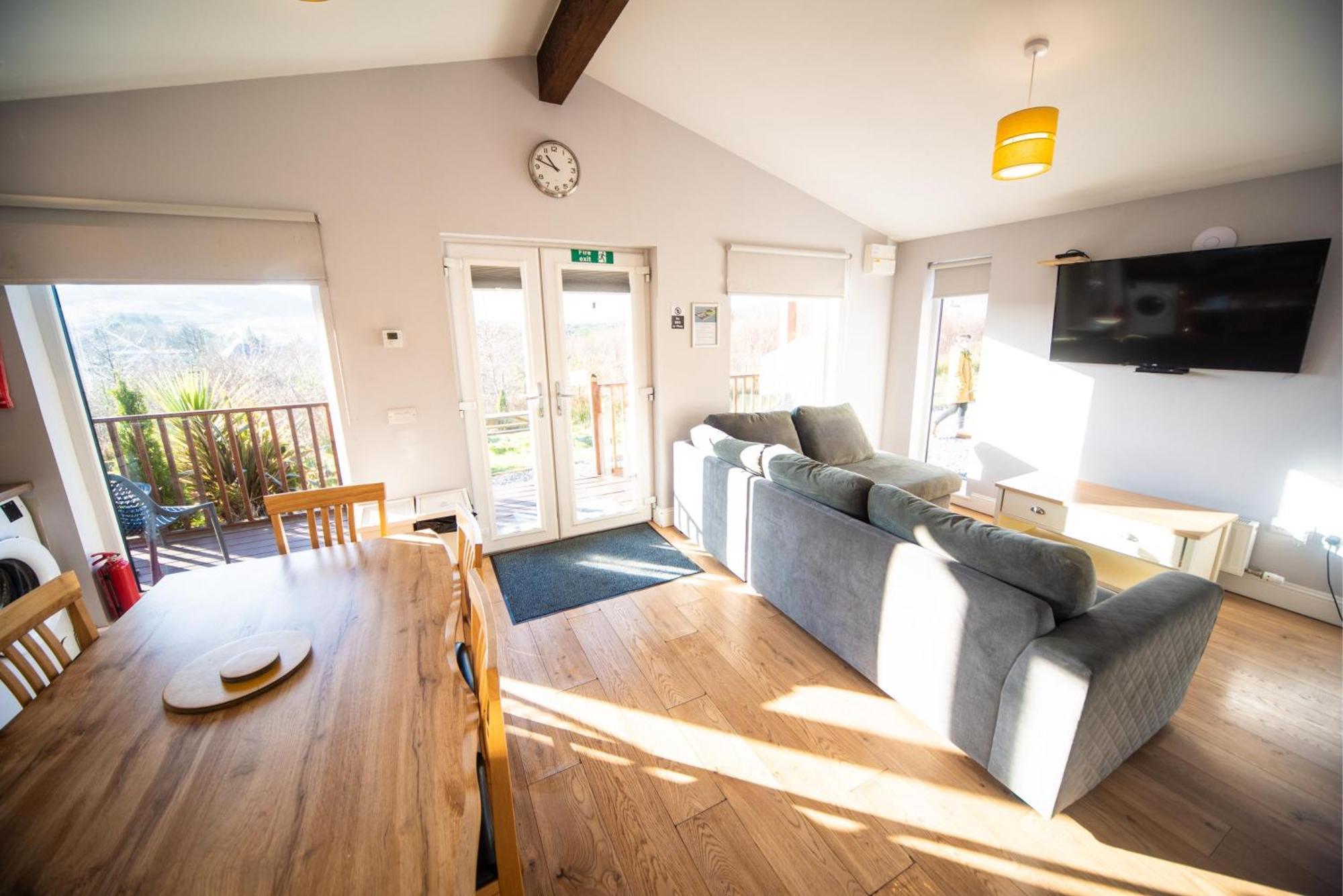 Broadford Lodges Skye ภายนอก รูปภาพ