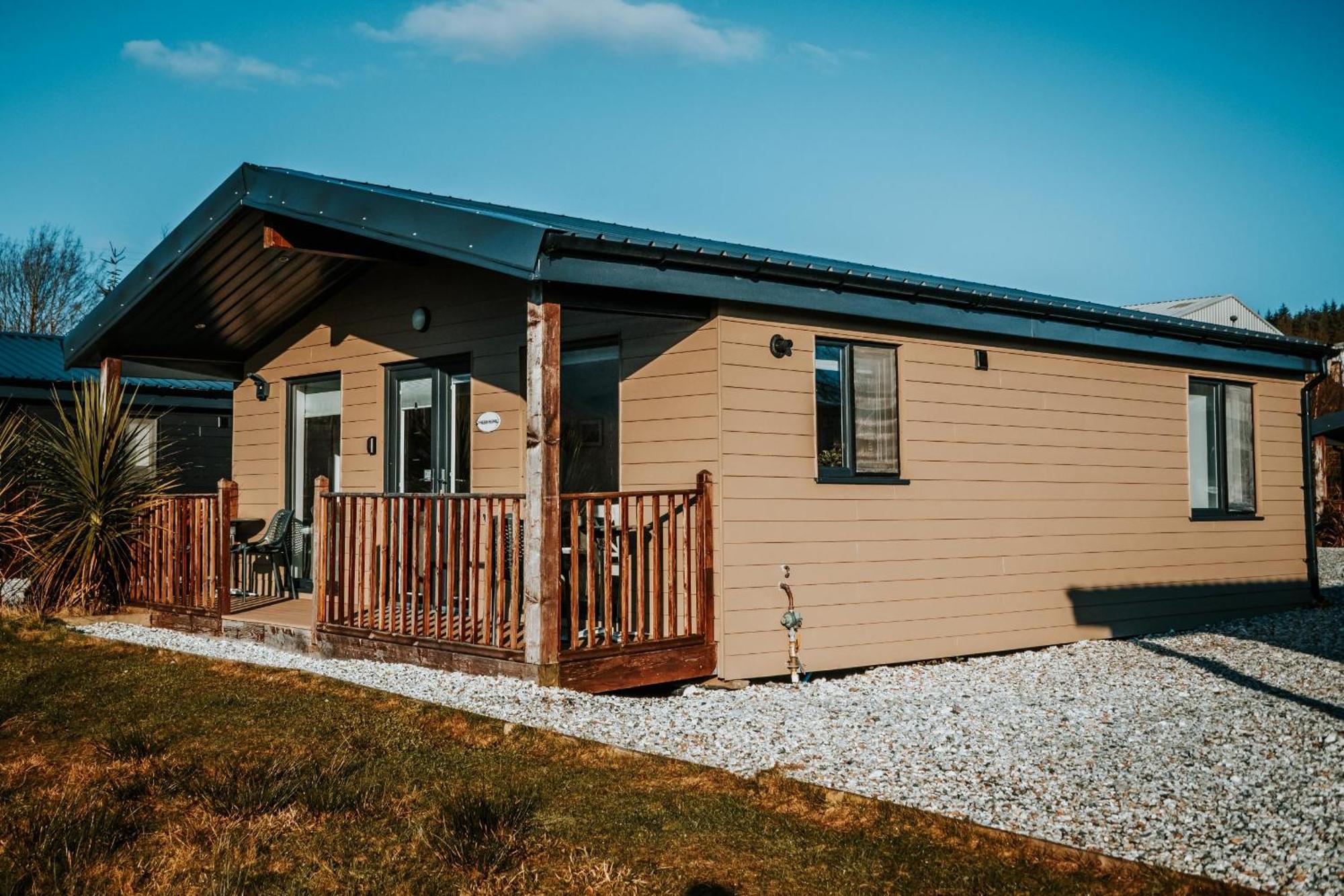 Broadford Lodges Skye ภายนอก รูปภาพ